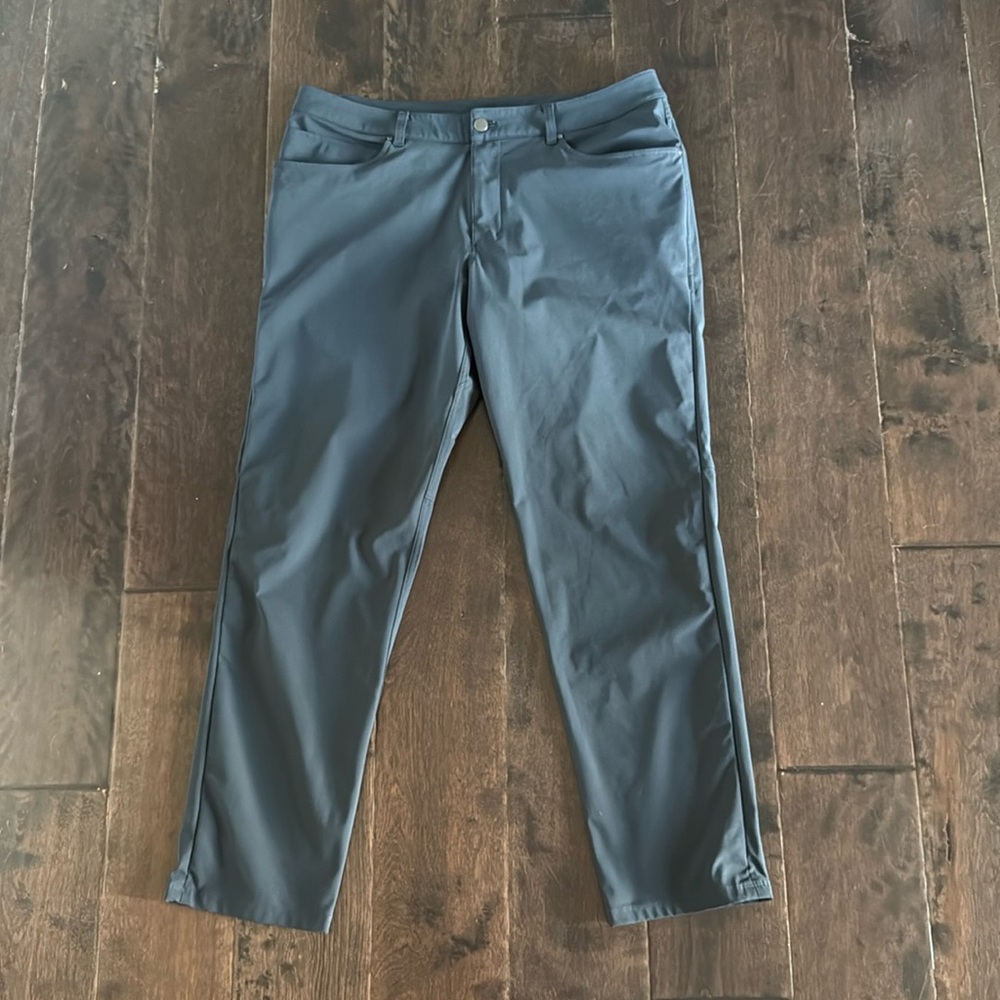 Men’s Lululemon Gray ABC Pants Classic size 36